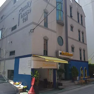 Family House Hongdae Guest house